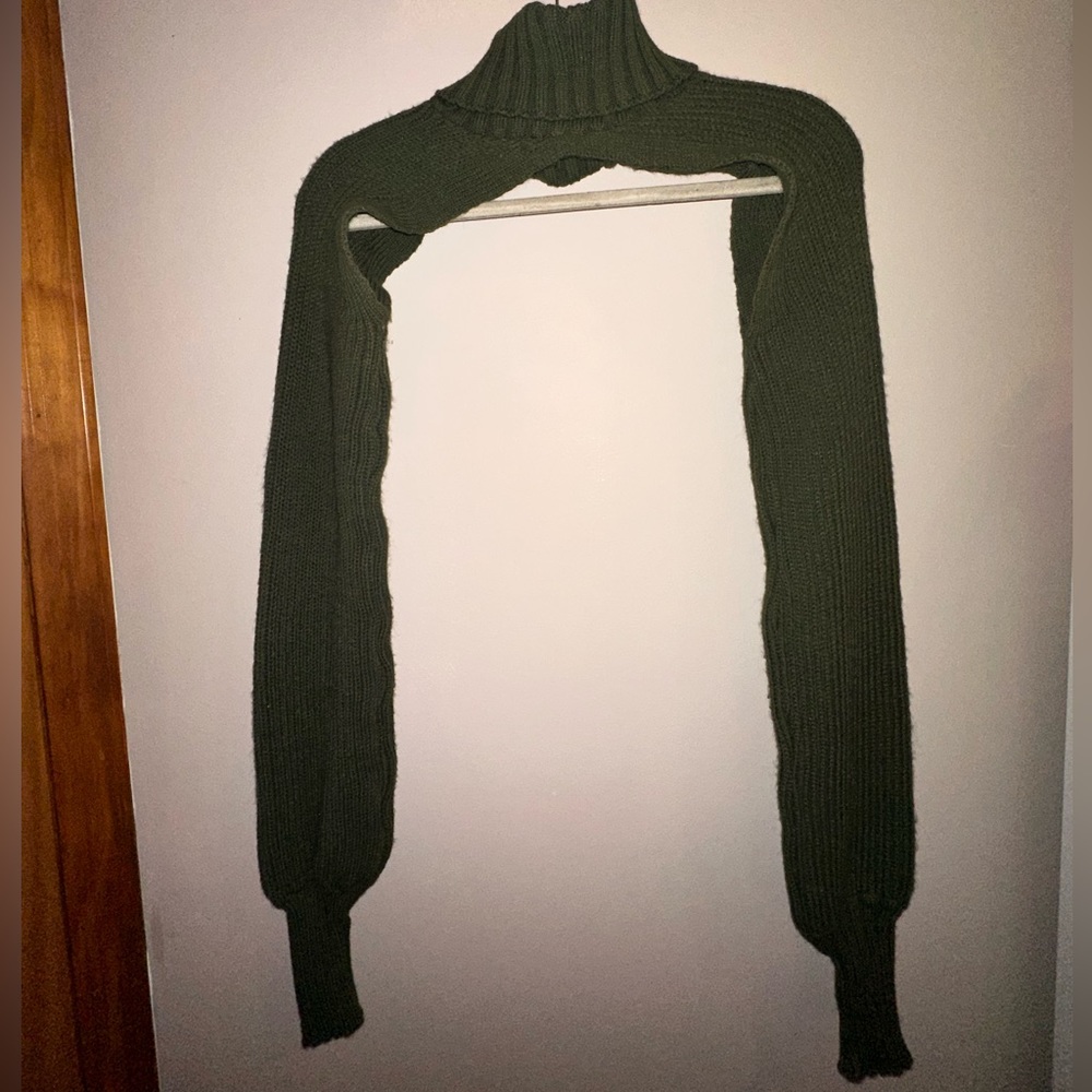Pretty Little Thing Army Green Cable Knit Bolero Women’s Size Large